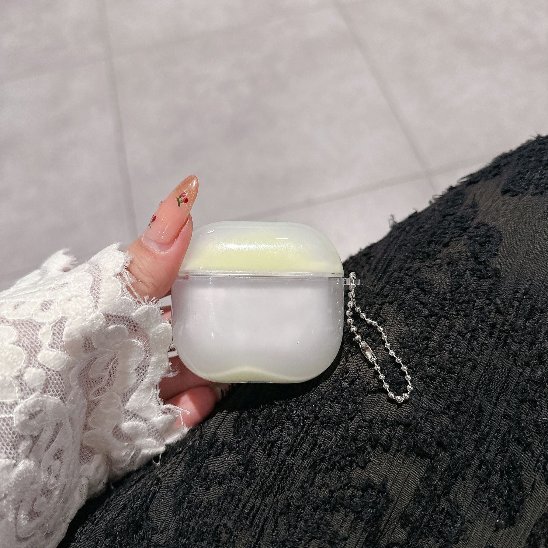 Suitable for Airpods4 Earphone Case 1/2/3 AirPods Pro3 Quicksand Apple Earphone Protective Case Tpu Luminous